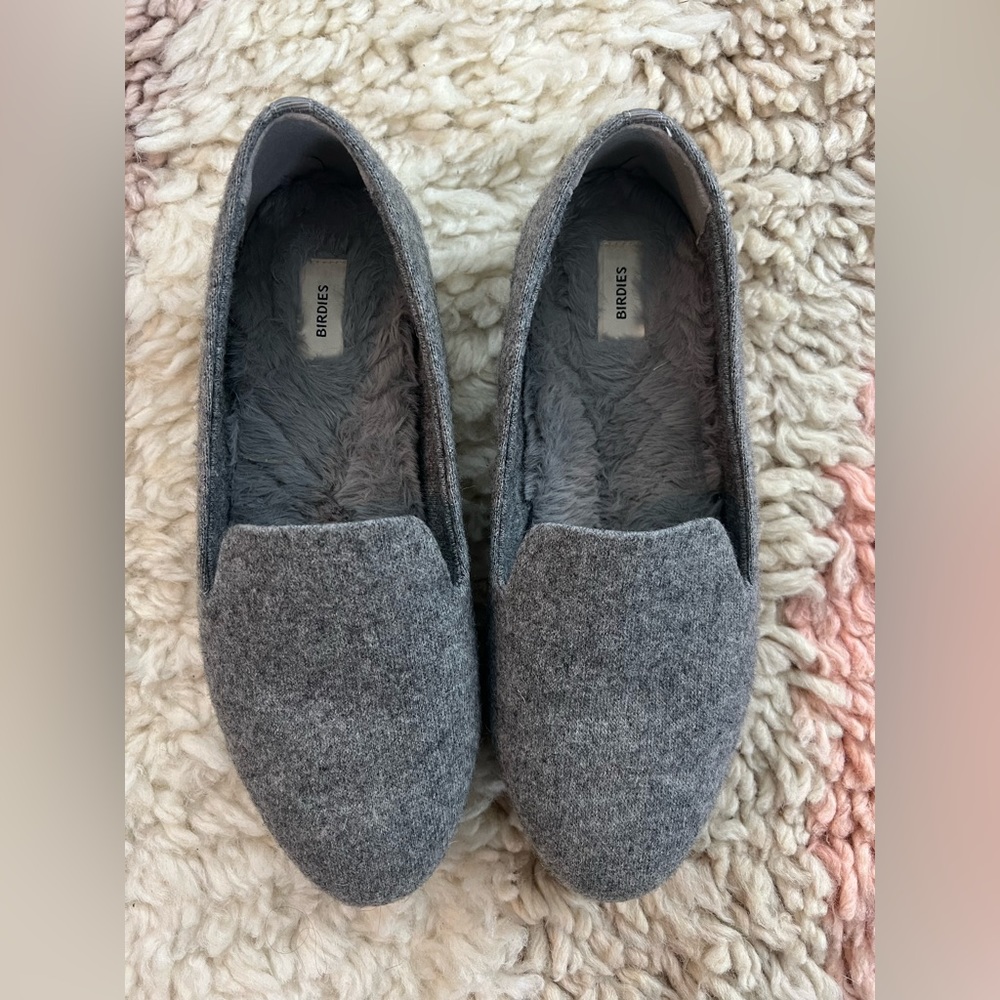 Birdies gray wool winter flats with fuzzy footbed size 8.5